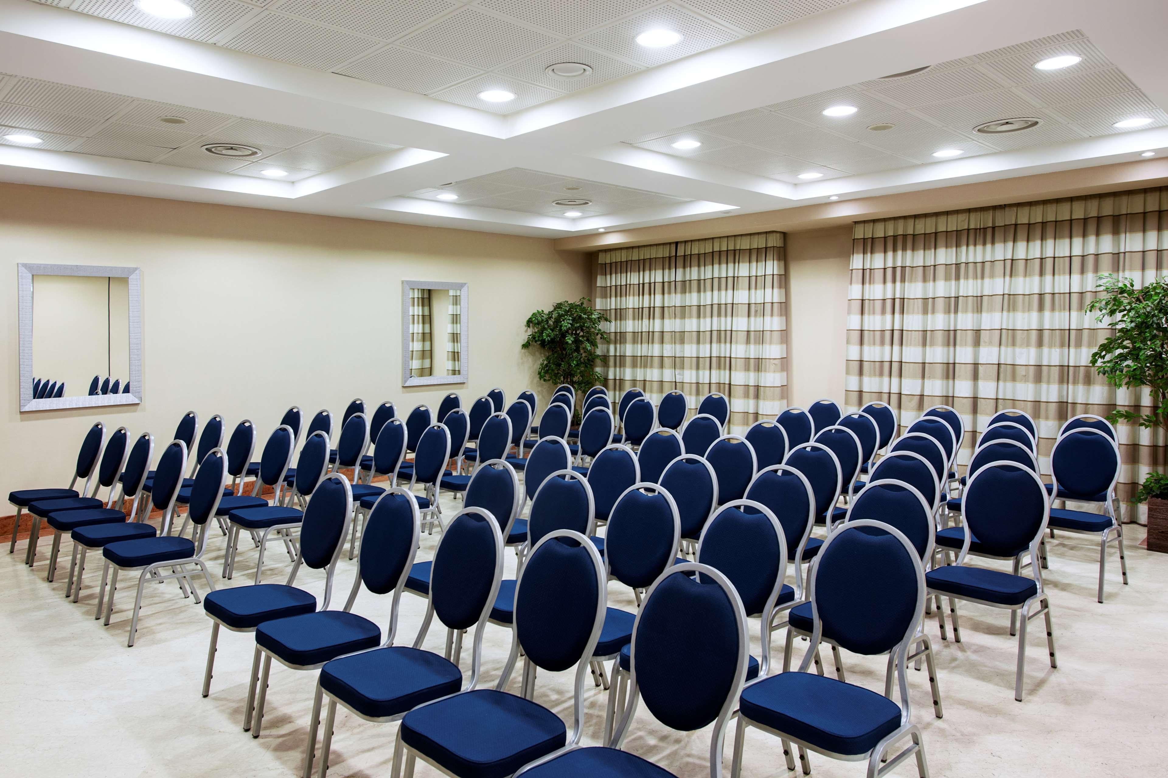 Nh Timisoara Hotel Kültér fotó