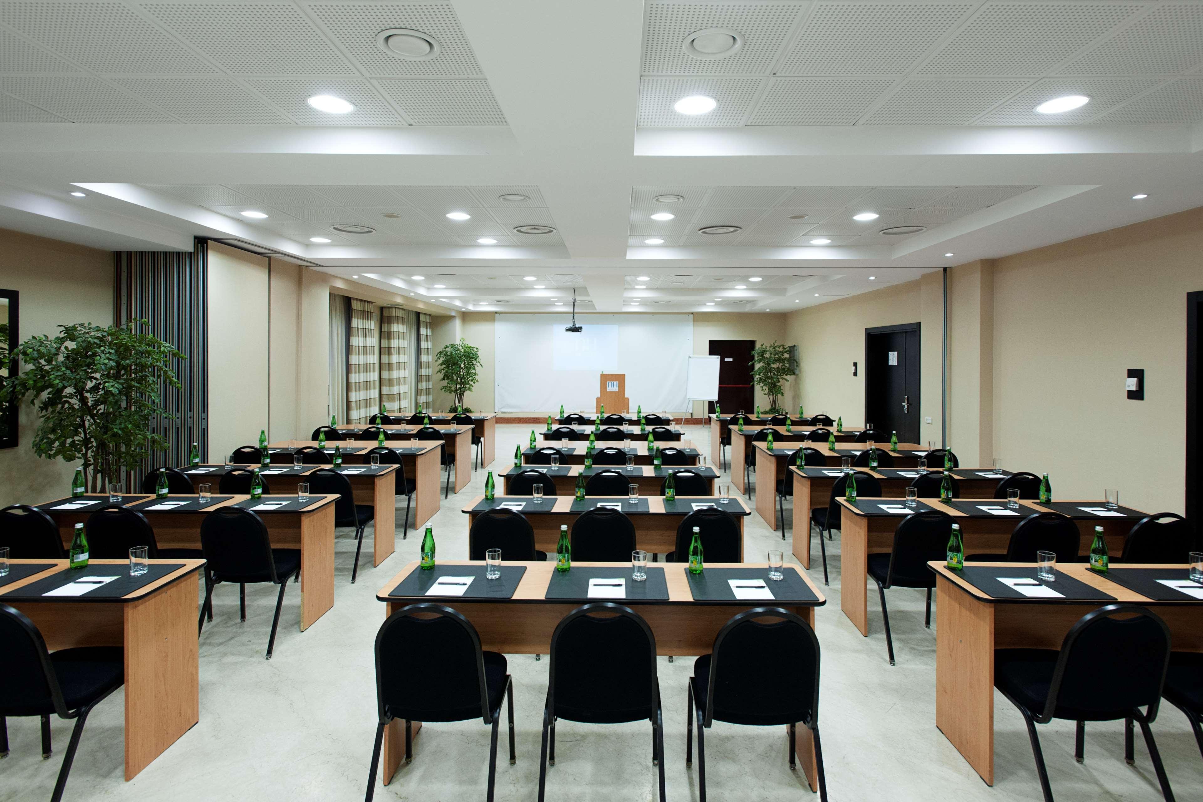Nh Timisoara Hotel Kültér fotó