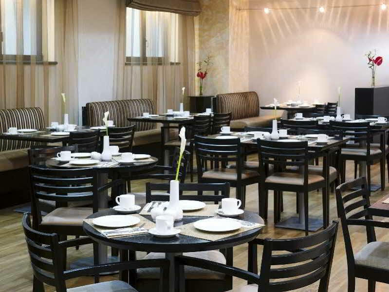 Nh Timisoara Hotel Kültér fotó